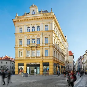 zkontrolujte dostupnost